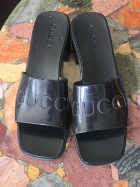 Gucci Black Patent Jelly Rubber Slide Mules with Embossed Gucci EUC 38